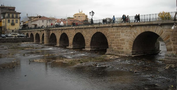 Chaves