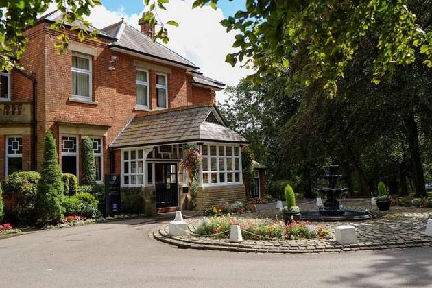 Gallery - Macdonald Kilhey Court
