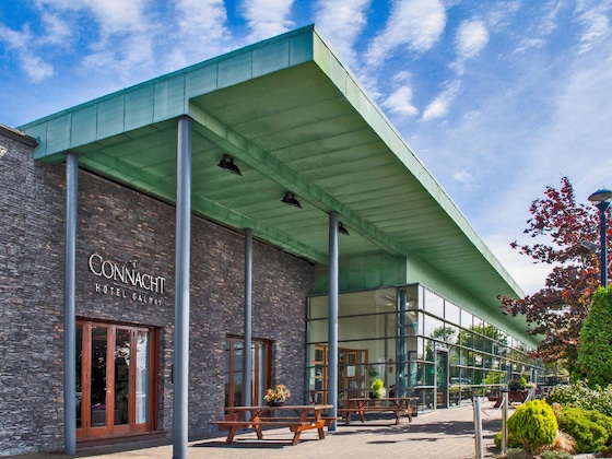 Gallery - The Connacht Hotel