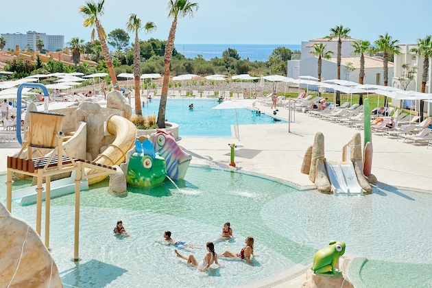 Gallery - Iberostar Waves Cala Domingos