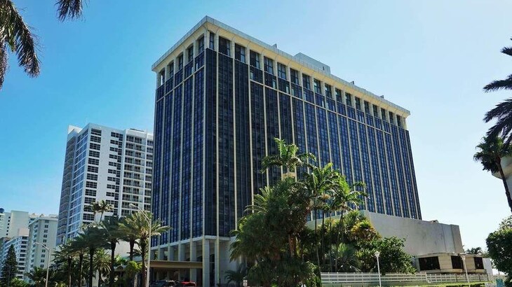 Gallery - Miami Beach Resort