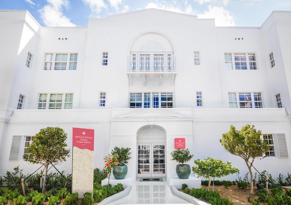 Gallery - Iberostar Waves Miami Beach