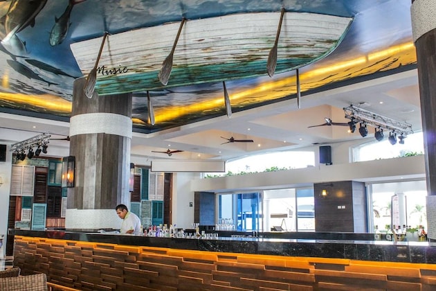 Gallery - Wyndham Alltra Cancun All Inclusive Resort