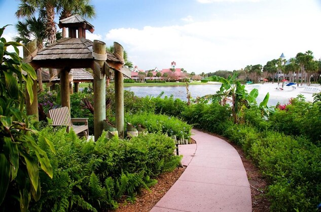 Gallery - Disney's Caribbean Beach Resort