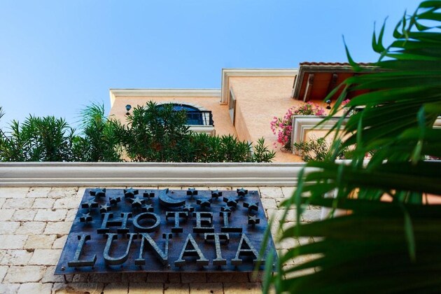 Gallery - Hotel Lunata - Near Playa del Carmen Main Beach