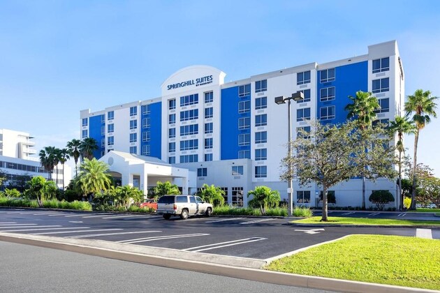 Gallery - SpringHill Suites by Marriott Miami Airport South Blue Lagoon Area