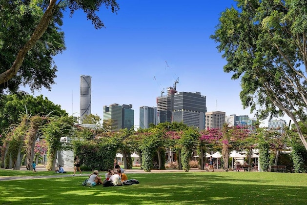 Gallery - Central Hillcrest Apartment Hotel
