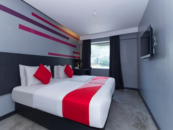 Gallery - Oyo 416 Grid 9 Hotel