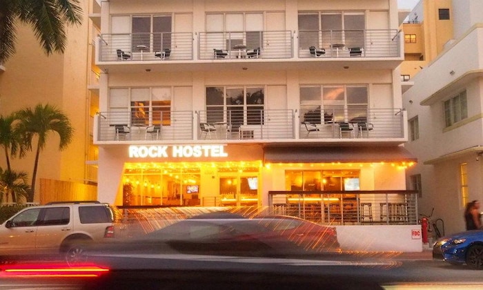 Gallery - Rock Hostel