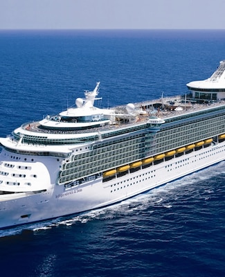 Navio Independence of the Seas