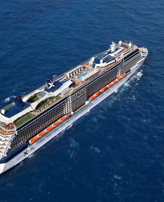 Imagem Celebrity Reflection 7