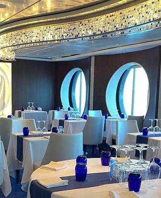 Imagem Celebrity Infinity 15