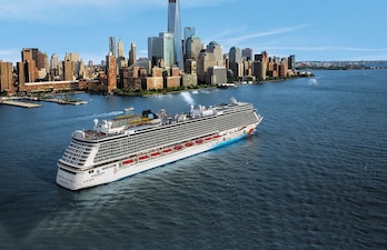 Cruzeiros internacionais na Celestyal Cruises