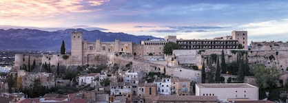 Parador De Tortosa