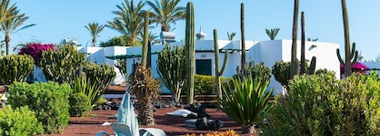 Hl Club Playa Blanca Hotel