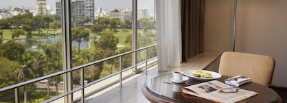Luoxo Hotel