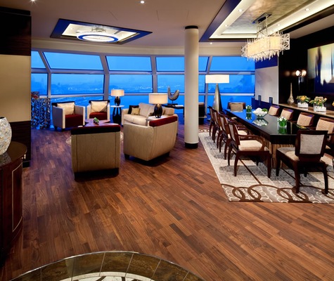 Imagem Celebrity Reflection 17