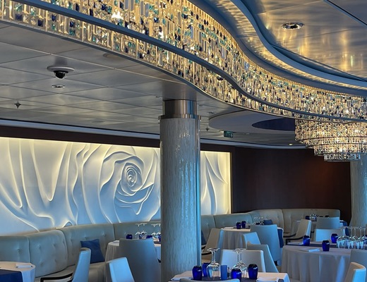 Imagem Celebrity Infinity 14