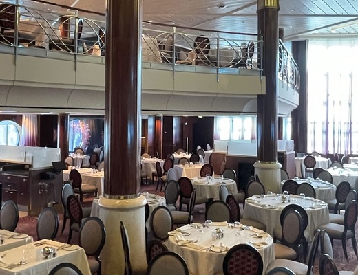 Imagem Celebrity Infinity 13