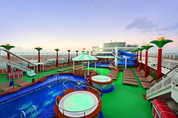 Tahitian pool deck