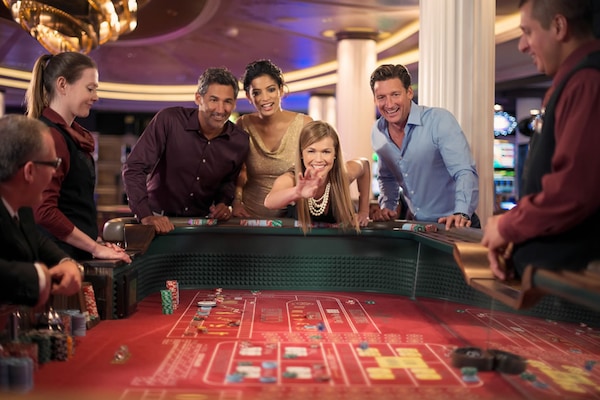 Imagem Celebrity Reflection 6