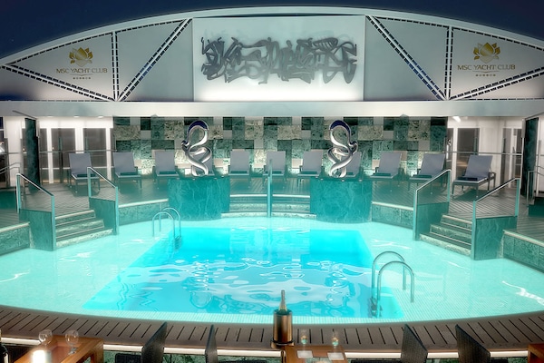 Vip pool