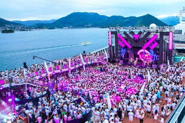 Show no navio
