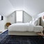 9Hotel Sablon